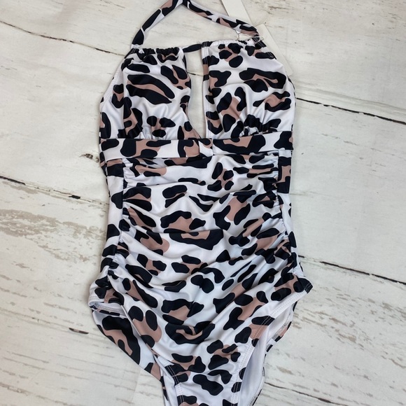 5 for $20 Animal print one piece - Picture 2 of 6
